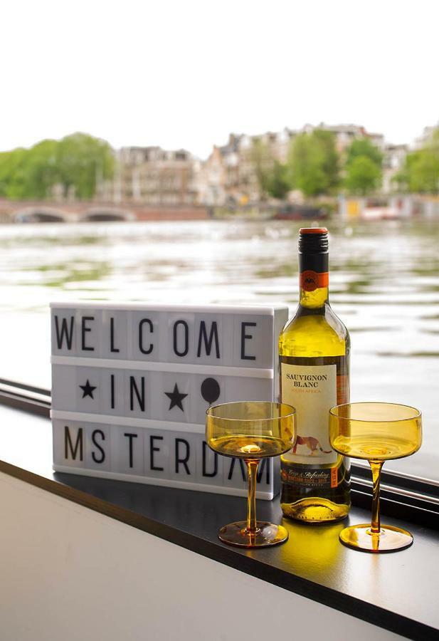 Houseboat Amsterdam - Room With A View Exterior photo